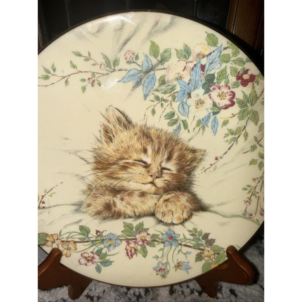 VTG Royal Worcester England Bone China Plate CAT NAP Kitten First Issue Cottage